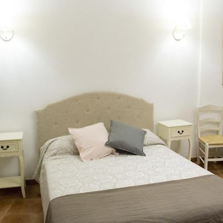 Apartamenticos Plaza Las Armas II Сарагоса Екстериор снимка